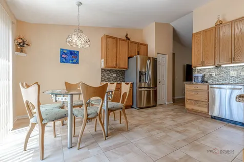263 Shadow Creek Circle Vernon Hills IL 60061