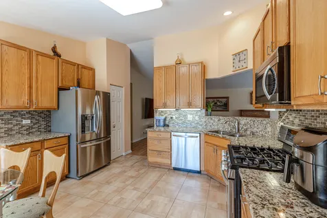 263 Shadow Creek Circle Vernon Hills IL 60061