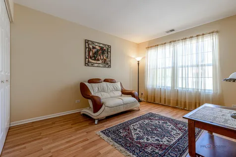 263 Shadow Creek Circle Vernon Hills IL 60061