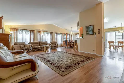 263 Shadow Creek Circle Vernon Hills IL 60061