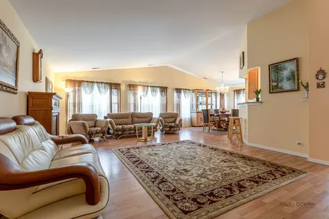 263 Shadow Creek Circle Vernon Hills IL 60061