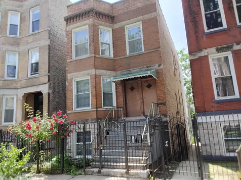 2507 West Walton Street Chicago IL 60622