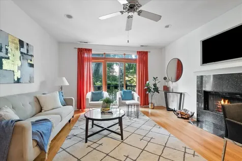 1242 North Maplewood Avenue Chicago IL 60622