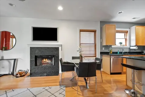 1242 North Maplewood Avenue Chicago IL 60622