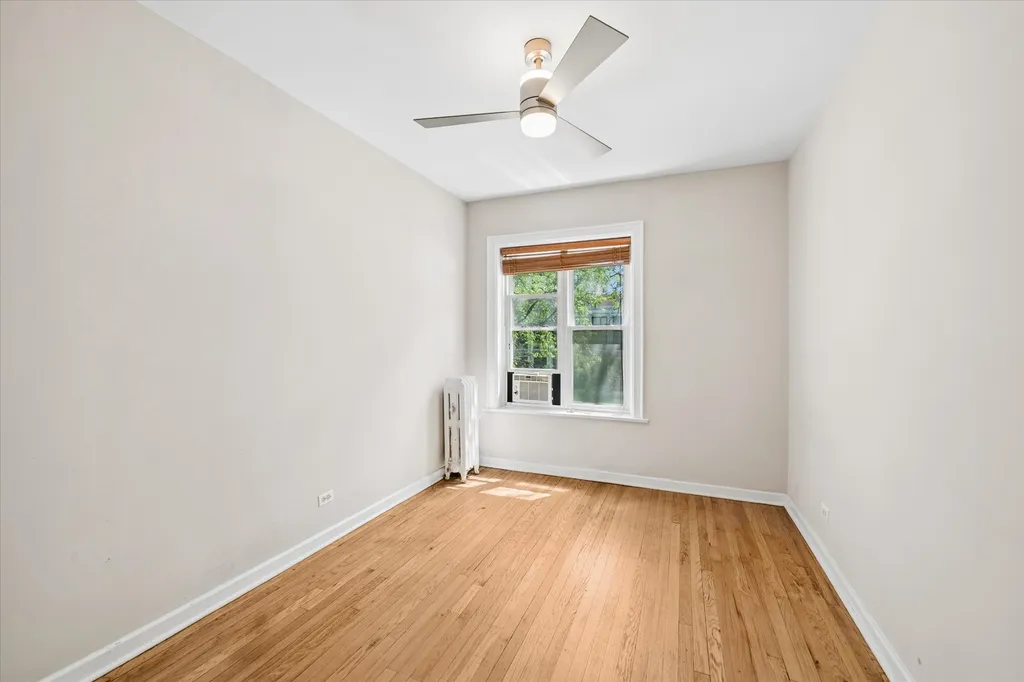 5052 South Blackstone Avenue Chicago IL 60615
