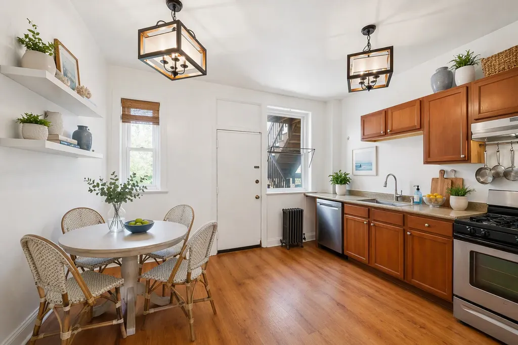 5052 South Blackstone Avenue Chicago IL 60615