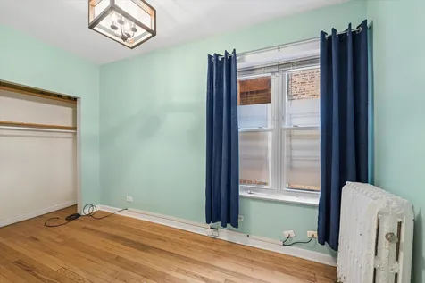 5052 South Blackstone Avenue Chicago IL 60615