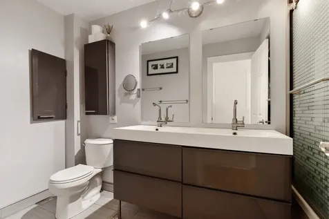 4701 West 102nd Street Oak Lawn IL 60453