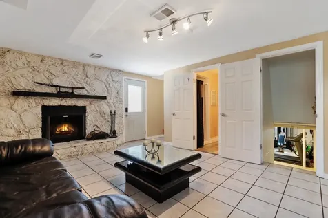 4701 West 102nd Street Oak Lawn IL 60453
