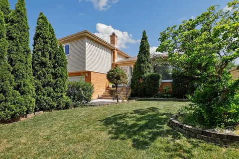4701 West 102nd Street Oak Lawn IL 60453