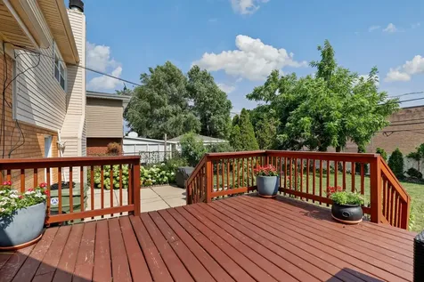 4701 West 102nd Street Oak Lawn IL 60453