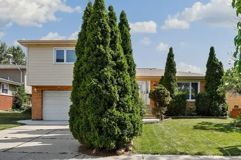 4701 West 102nd Street Oak Lawn IL 60453