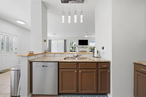541 North Fox Trail Round Lake IL 60073