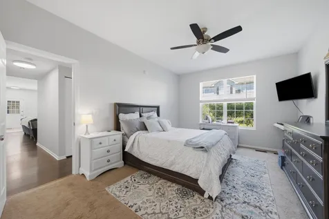 541 North Fox Trail Round Lake IL 60073