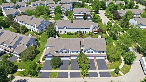 541 North Fox Trail Round Lake IL 60073