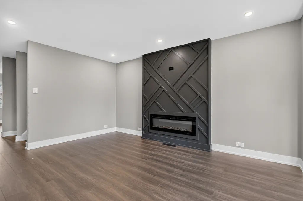 3653 West 107th Street Chicago IL 60655