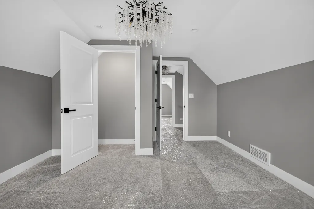 3653 West 107th Street Chicago IL 60655