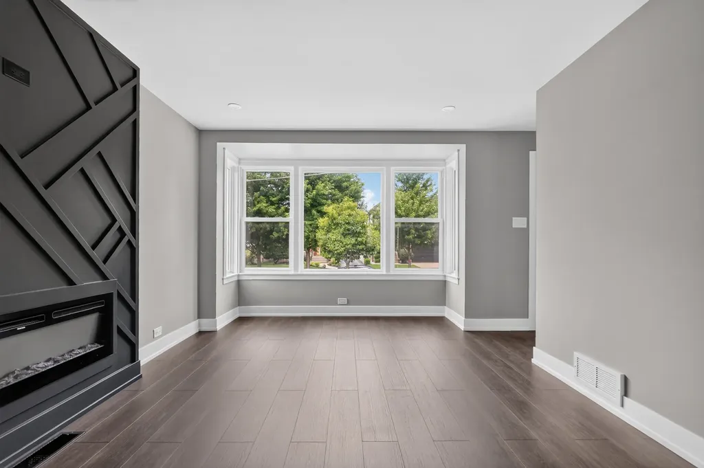 3653 West 107th Street Chicago IL 60655