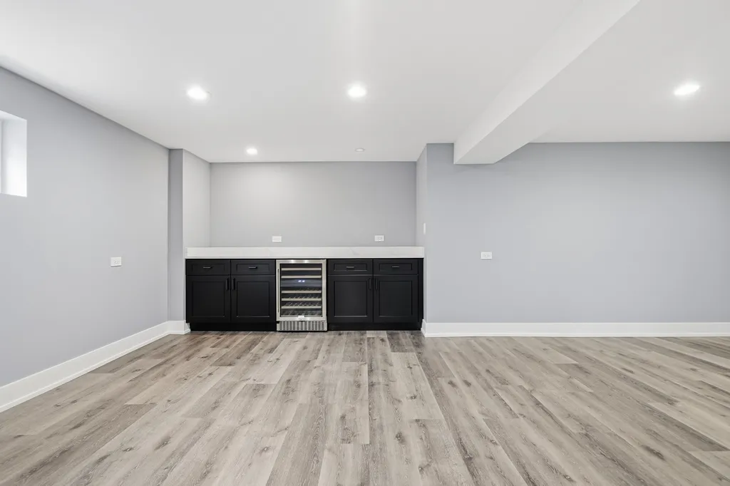 3653 West 107th Street Chicago IL 60655