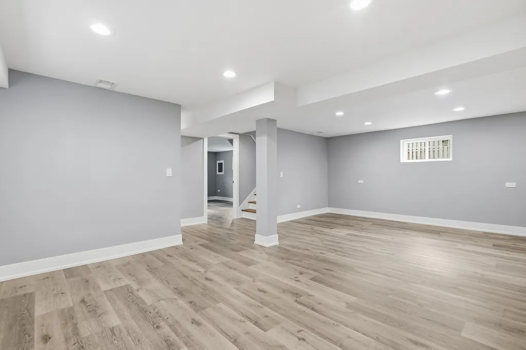 3653 West 107th Street Chicago IL 60655