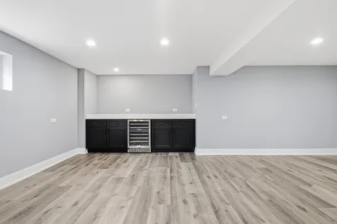 3653 West 107th Street Chicago IL 60655