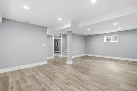 3653 West 107th Street Chicago IL 60655