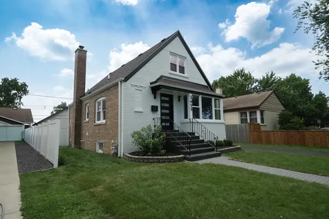 3653 West 107th Street Chicago IL 60655