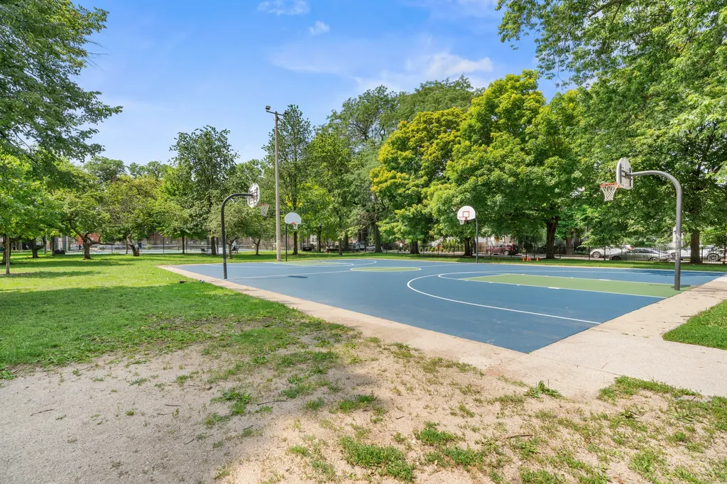 1955 West Barry Street Chicago IL 60657