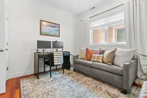 1955 West Barry Street Chicago IL 60657