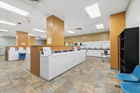 211 East Ohio Street Chicago IL 60611