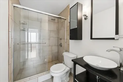 211 East Ohio Street Chicago IL 60611