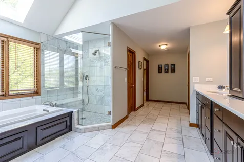 3944 Lakeview Court Long Grove IL 60047