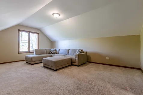 3944 Lakeview Court Long Grove IL 60047