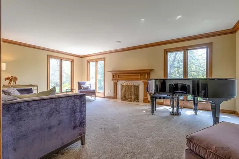 3944 Lakeview Court Long Grove IL 60047