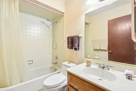 79 Castle Rock Lane Bloomingdale IL 60108