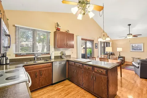 79 Castle Rock Lane Bloomingdale IL 60108