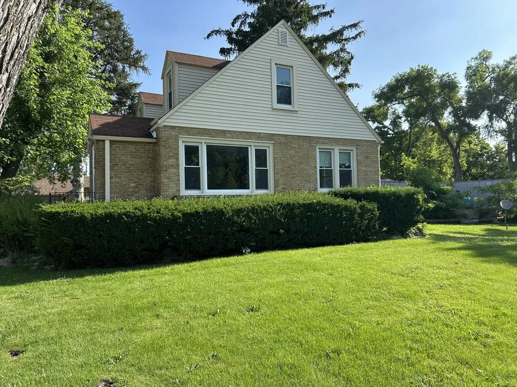 25080 West Il 173 Route Antioch IL 60002