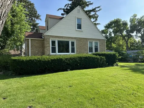 25080 West Il 173 Route Antioch IL 60002