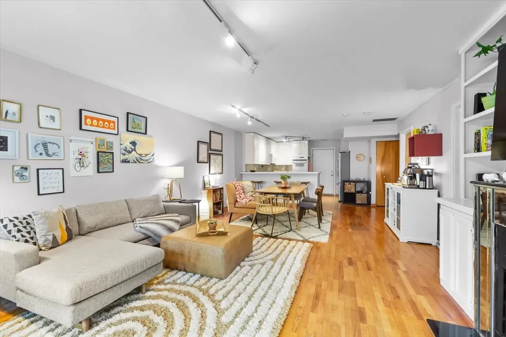 1812 South Federal Street Chicago IL 60616