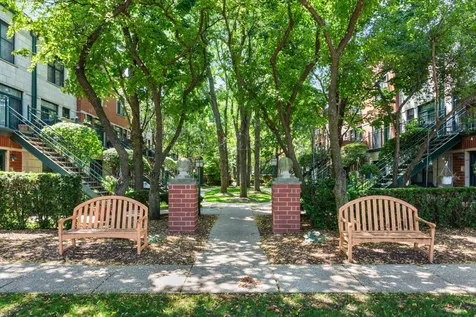 1812 South Federal Street Chicago IL 60616