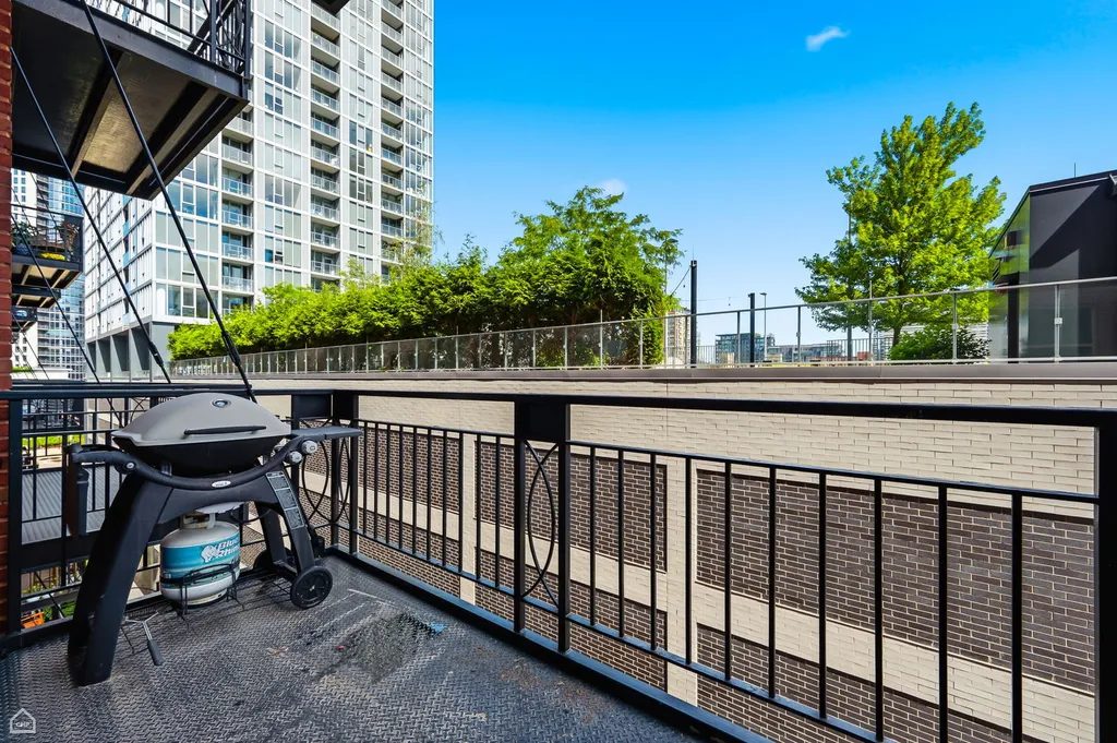 360 West Illinois Street Chicago IL 60654