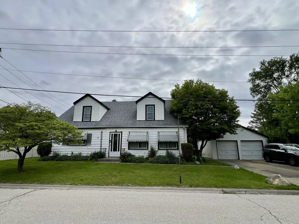 9615 Nottingham Avenue Oak Lawn IL 60453