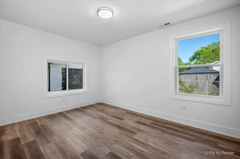 18172 West Twin Lakes Boulevard Grayslake IL 60030