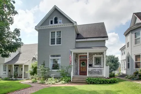 1632 Kentucky Street Quincy IL 62301