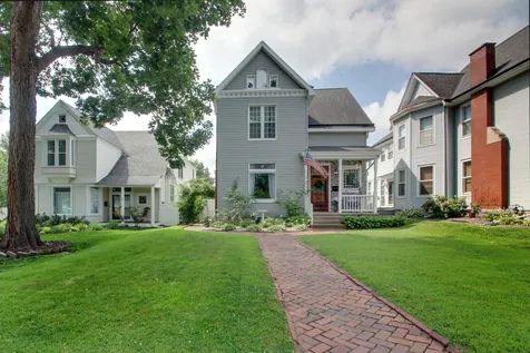 1632 Kentucky Street Quincy IL 62301