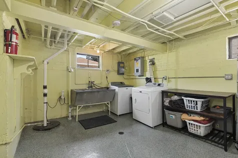 10025 South 53rd Avenue Oak Lawn IL 60453