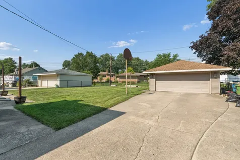 10025 South 53rd Avenue Oak Lawn IL 60453