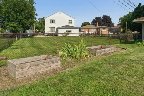 10025 South 53rd Avenue Oak Lawn IL 60453