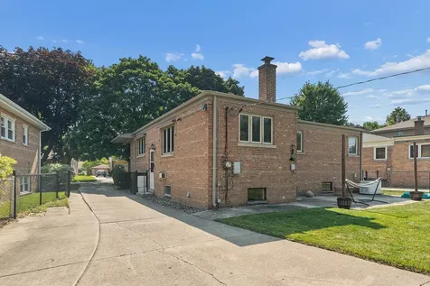 10025 South 53rd Avenue Oak Lawn IL 60453