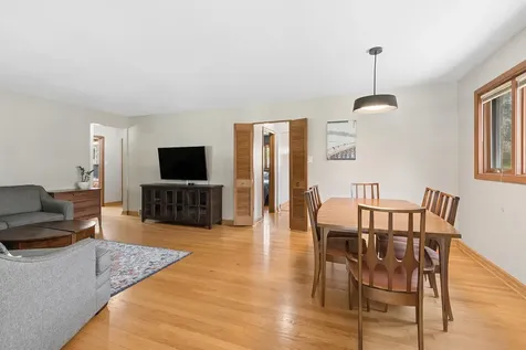 10025 South 53rd Avenue Oak Lawn IL 60453